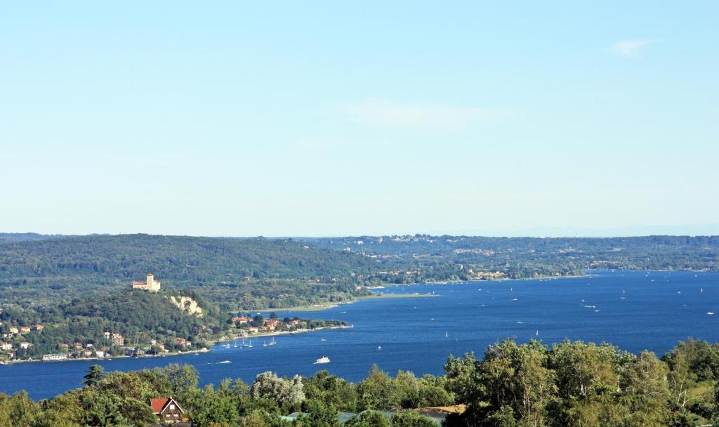 Tre Laghi Hotel Nebbiuno Zewnętrze zdjęcie