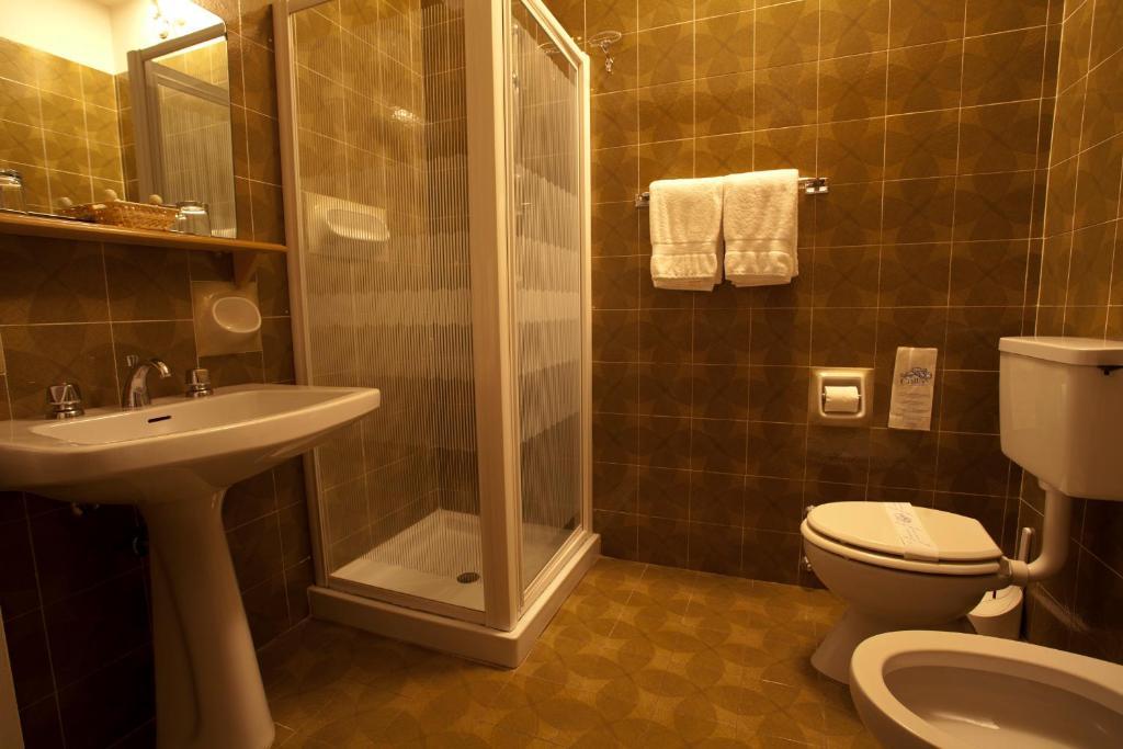 Tre Laghi Hotel Nebbiuno Pokój zdjęcie