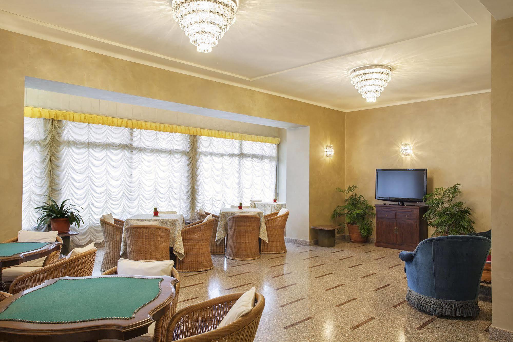 Tre Laghi Hotel Nebbiuno Zewnętrze zdjęcie