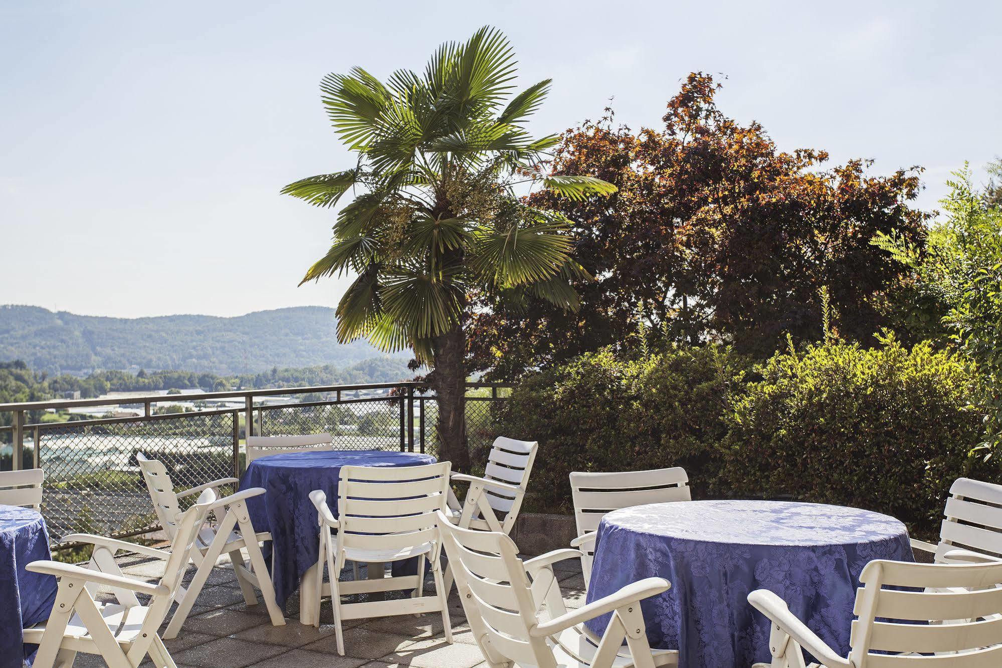 Tre Laghi Hotel Nebbiuno Zewnętrze zdjęcie